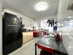 Blk 214 Lorong 8 Toa Payoh (Toa Payoh), HDB 4 Rooms #501878801